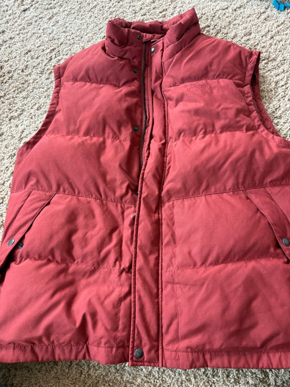 Men's Eddie Bauer Quilted Puffer Vest - Red